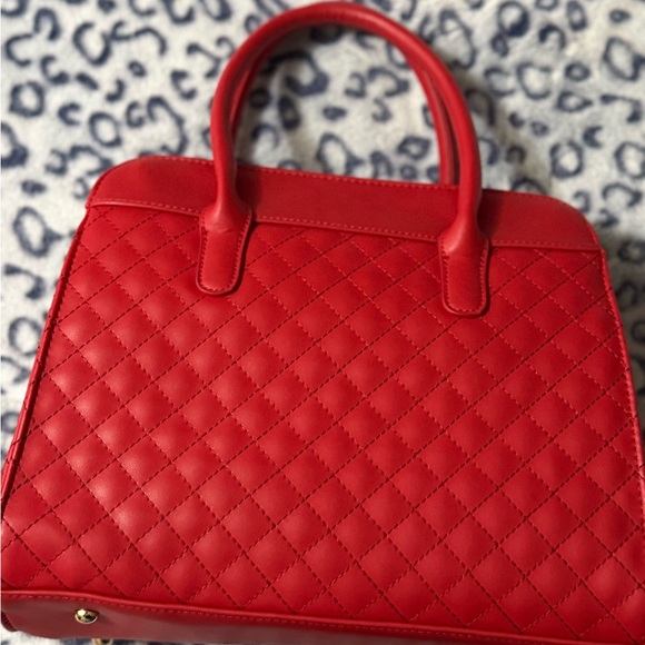 Chic Red Quilted Satchel with Bow - Picture 5 of 6
